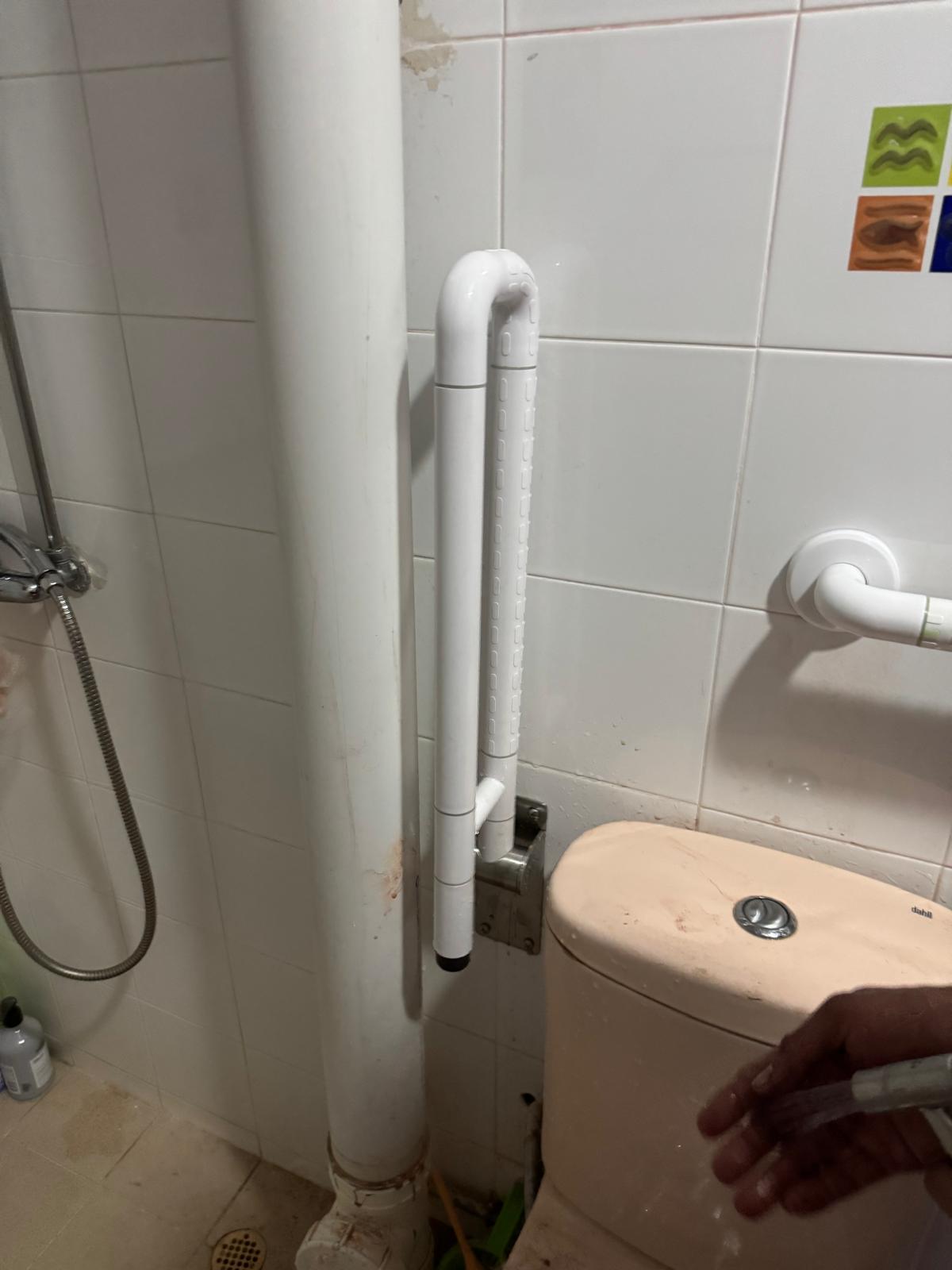Folding Grab Bars (60cm to 70cm) - Image 2
