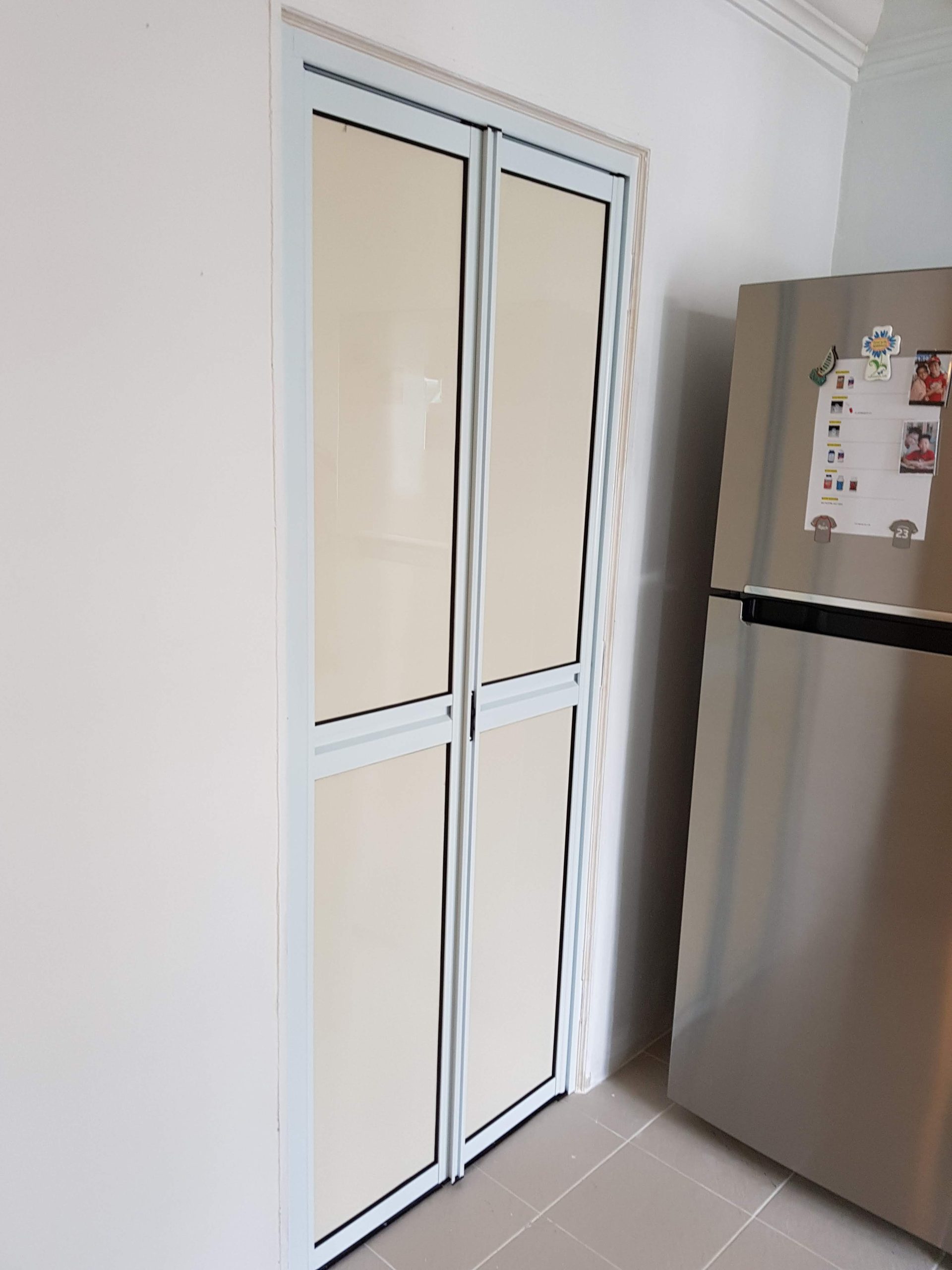 Alum Bi-Fold Door - Image 5