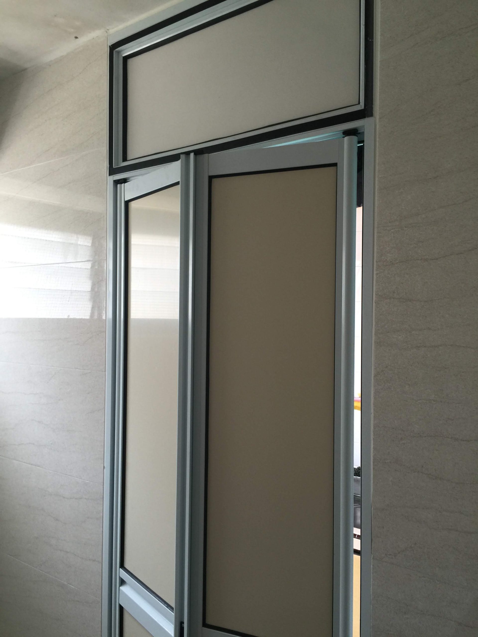 Alum Bi-Fold Door - Image 9